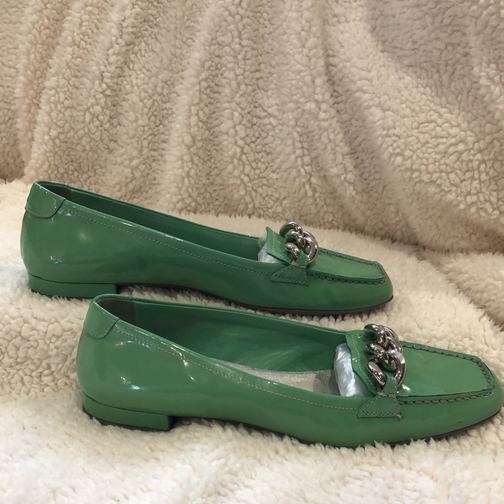 Prada Women's Green Patent Leather Bit Block Heel Loafers - Picture 6 of 13